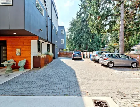14023 Greenwood Avenue N Seattle WA 98133