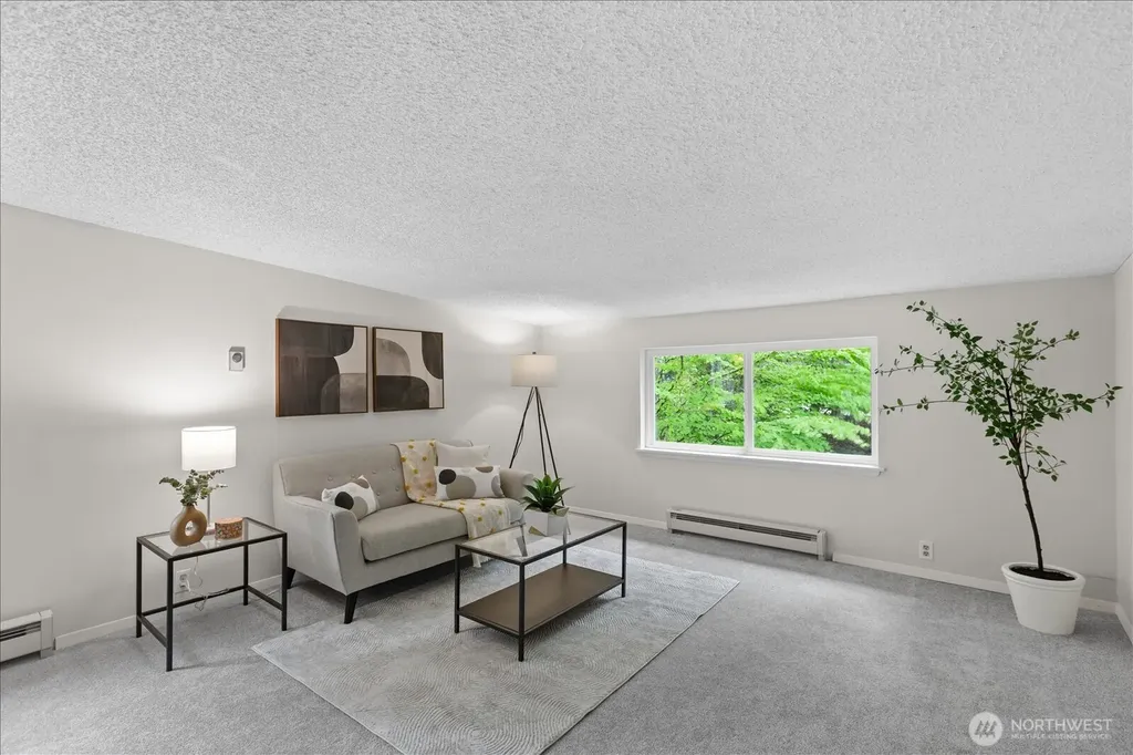 19120 3rd Avenue NE Shoreline WA 98155