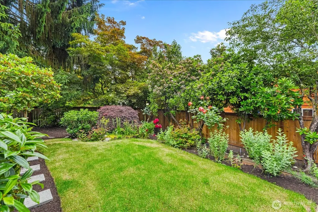 19120 3rd Avenue NE Shoreline WA 98155