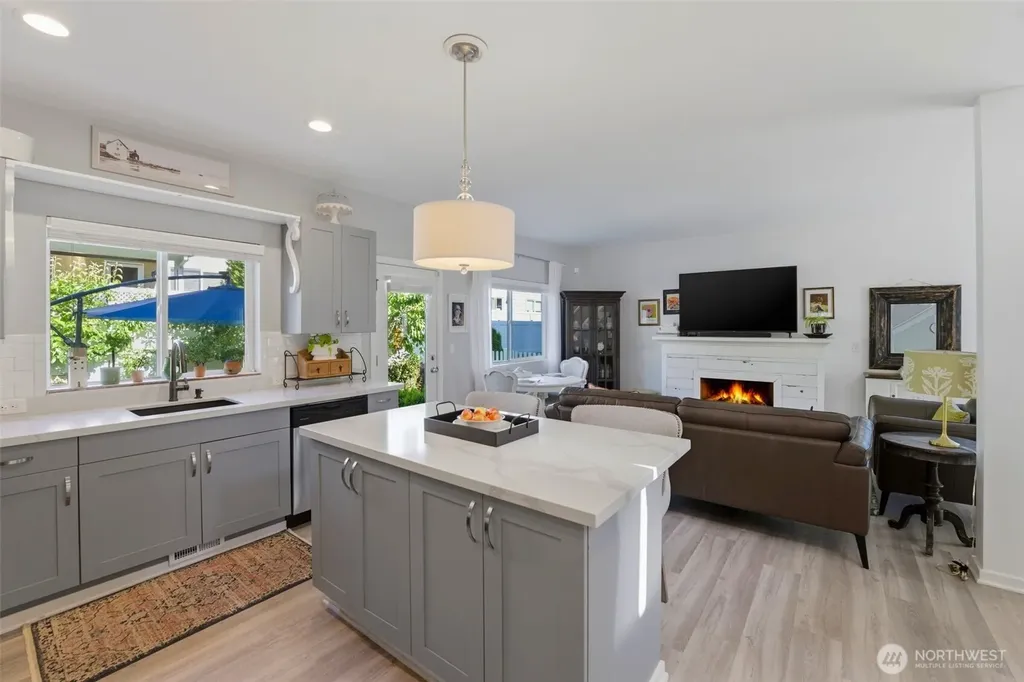 4929 Baltic Street Gig Harbor WA 98332