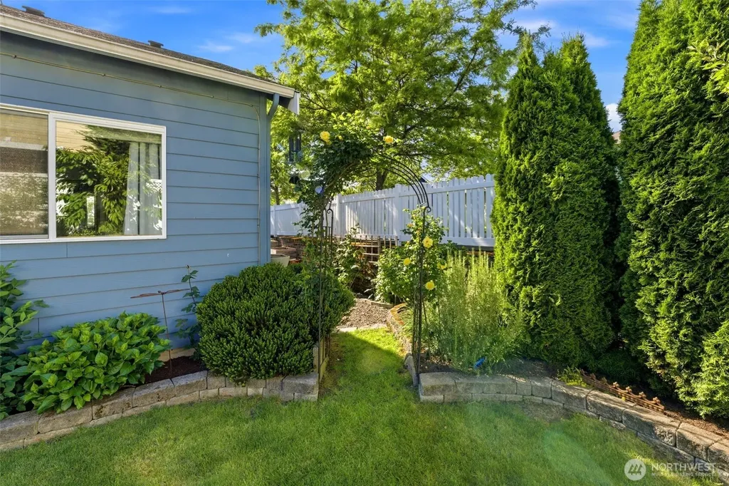 4929 Baltic Street Gig Harbor WA 98332