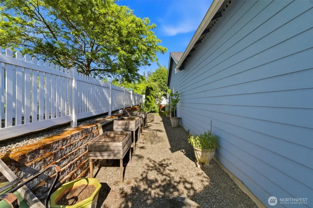 4929 Baltic Street Gig Harbor WA 98332