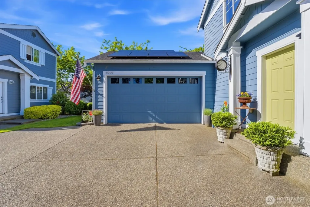4929 Baltic Street Gig Harbor WA 98332
