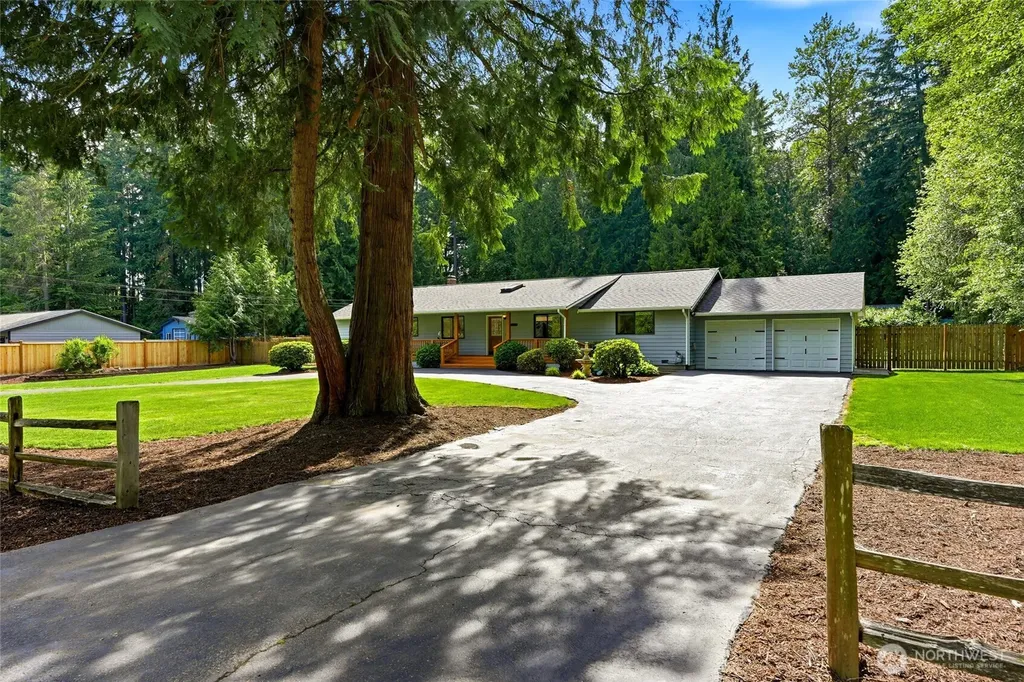 21526 Ave SE Snohomish WA 98296
