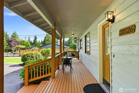 21526 Ave SE Snohomish WA 98296