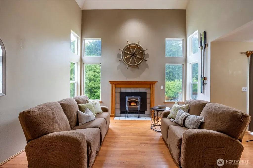 23184 Brandon Place NW Poulsbo WA 98370