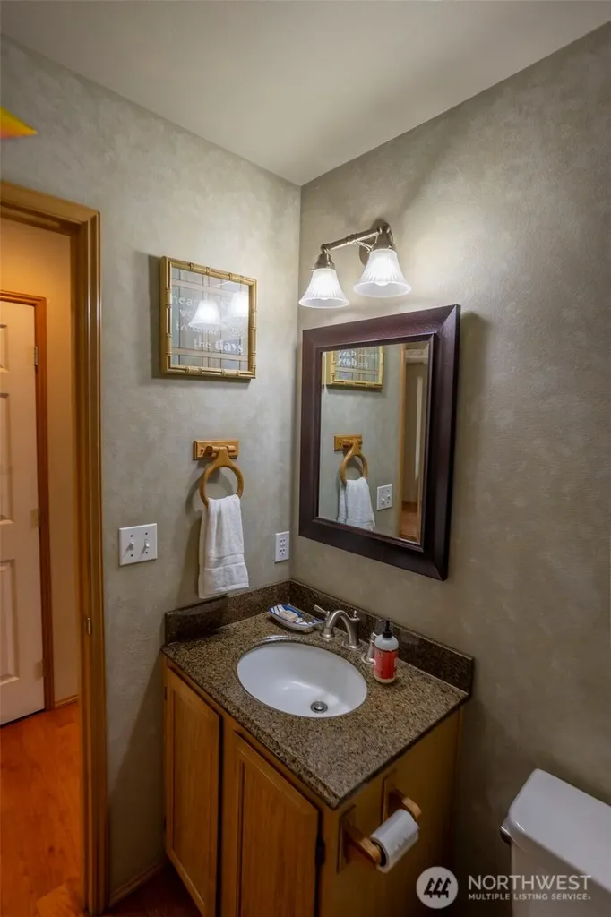23184 Brandon Place NW Poulsbo WA 98370