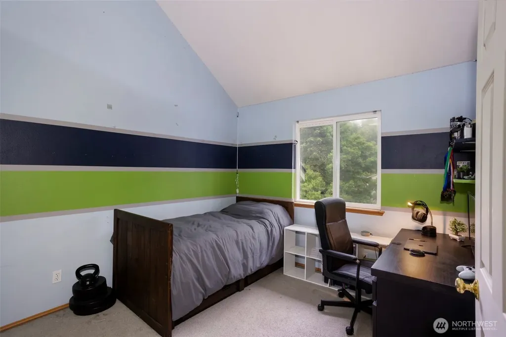 23184 Brandon Place NW Poulsbo WA 98370