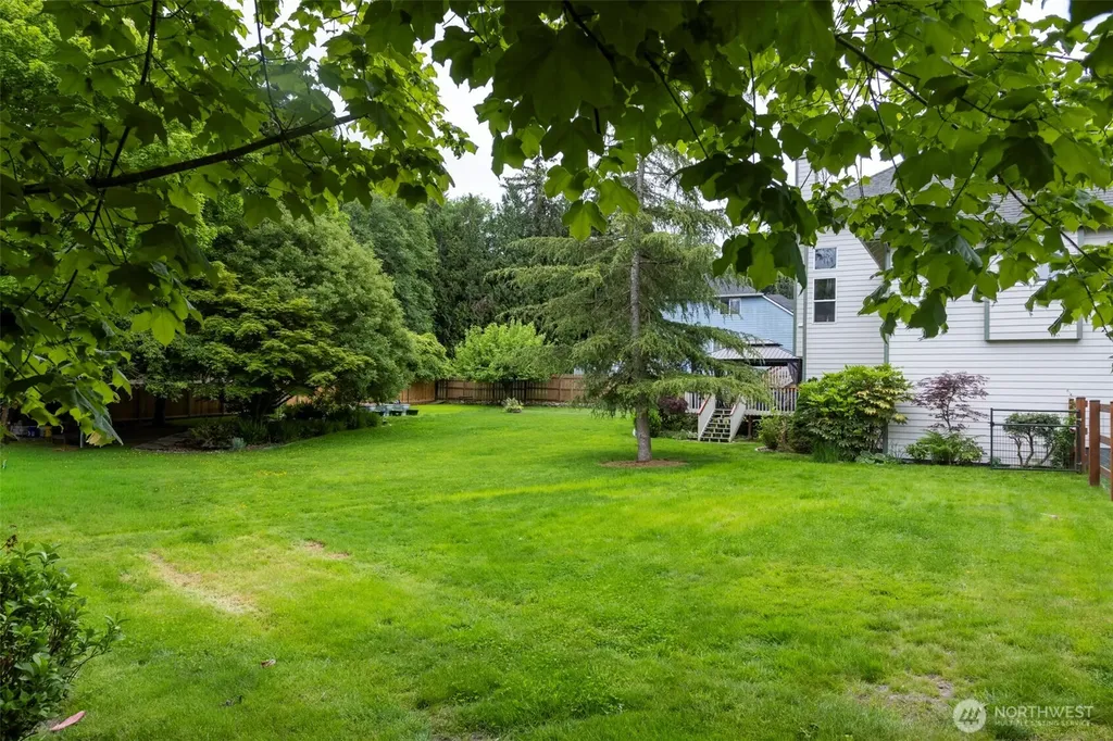 23184 Brandon Place NW Poulsbo WA 98370