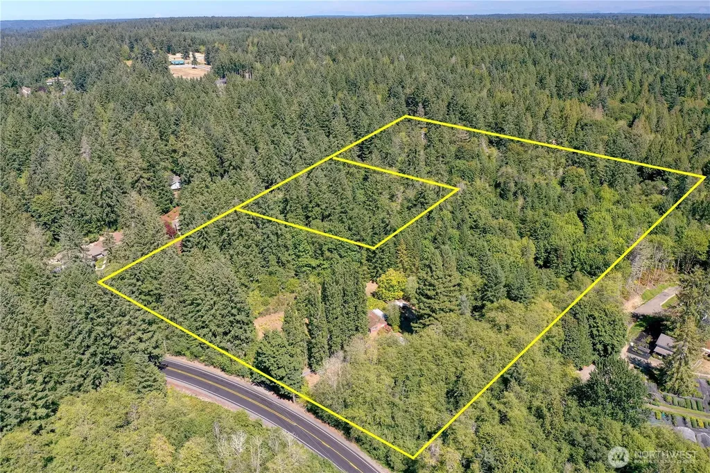 6015 Whitmore Drive NW Gig Harbor WA 98335
