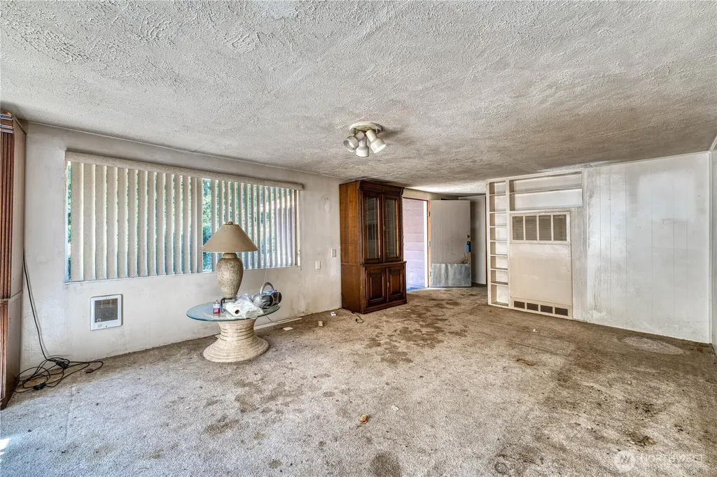 6015 Whitmore Drive NW Gig Harbor WA 98335