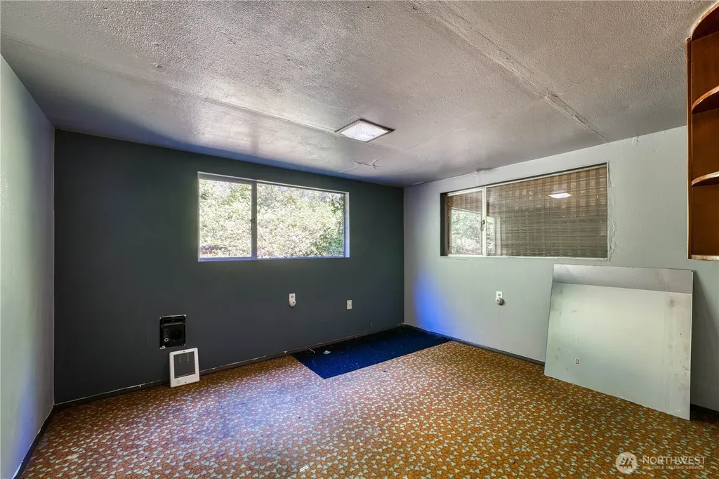 6015 Whitmore Drive NW Gig Harbor WA 98335