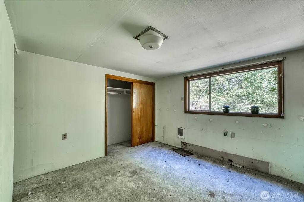 6015 Whitmore Drive NW Gig Harbor WA 98335