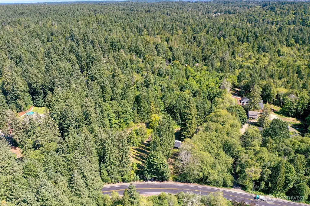 6015 Whitmore Drive NW Gig Harbor WA 98335