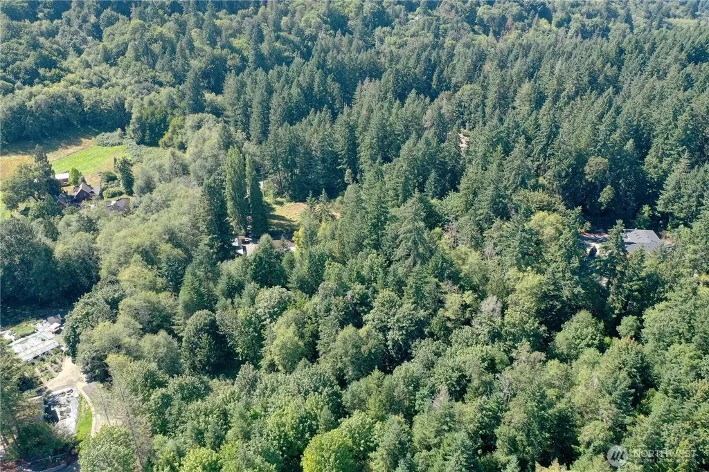 6015 Whitmore Drive NW Gig Harbor WA 98335