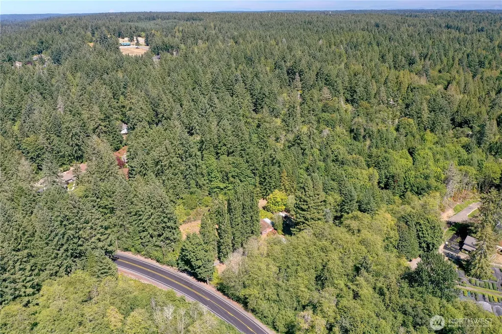 6015 Whitmore Drive NW Gig Harbor WA 98335
