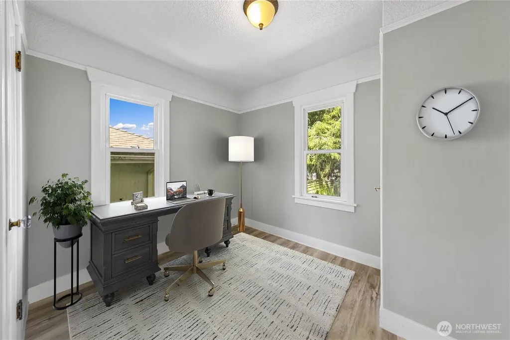7146 35th Avenue SW Seattle WA 98126