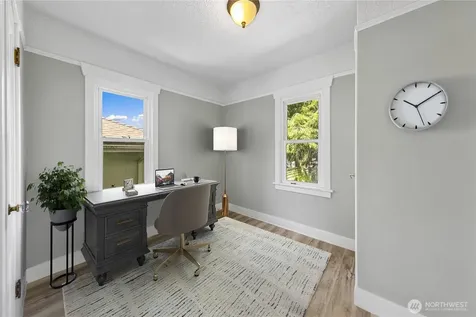 7146 35th Avenue SW Seattle WA 98126