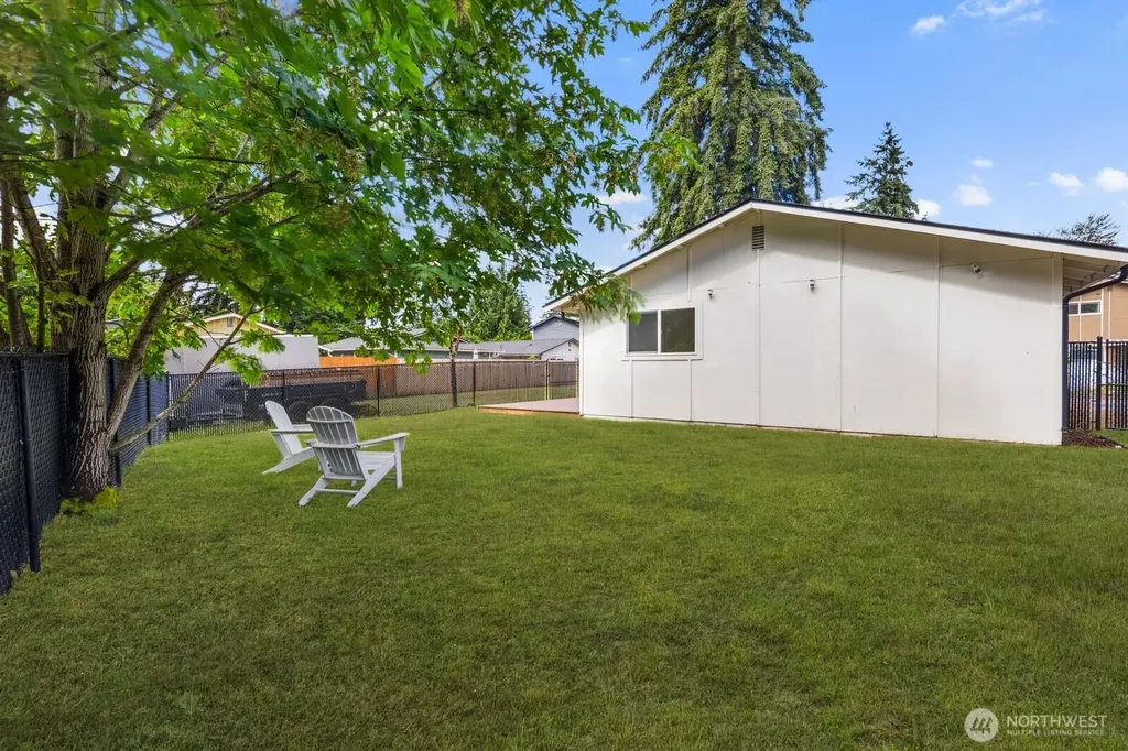 11829 SE 318th Place Auburn WA 98092