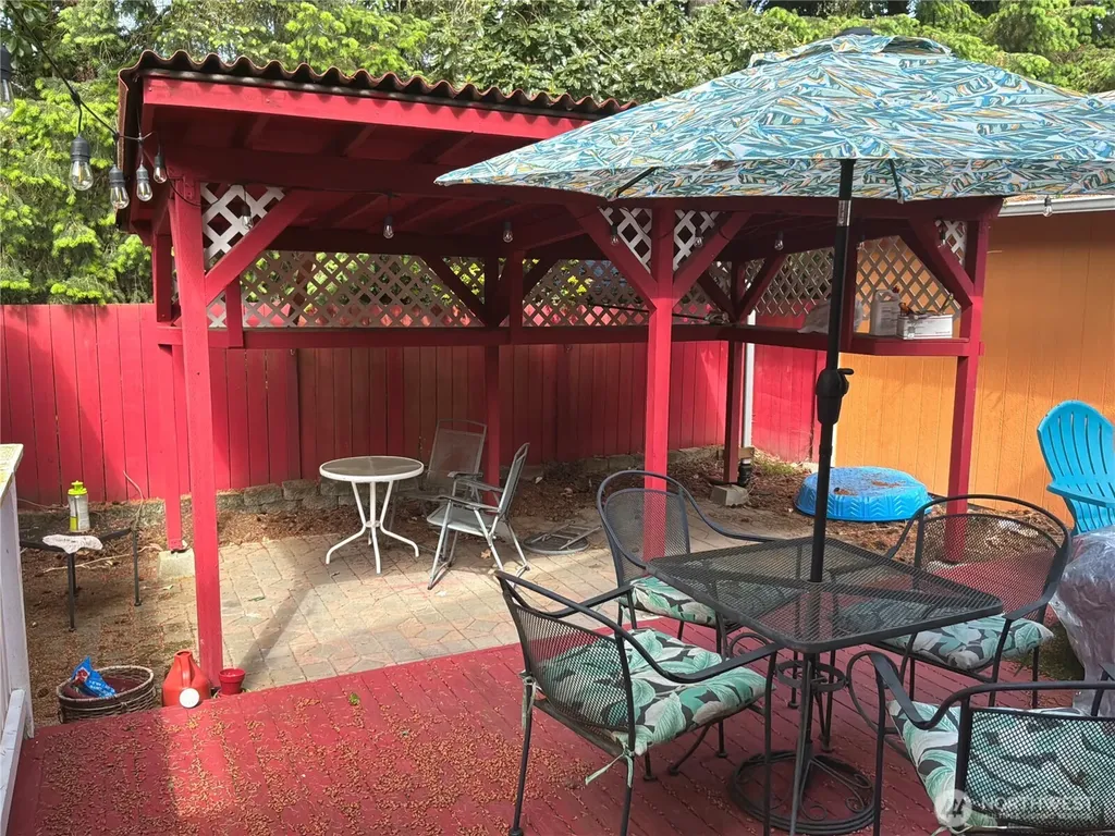 119 NW Lopez Lane Bremerton WA 98311