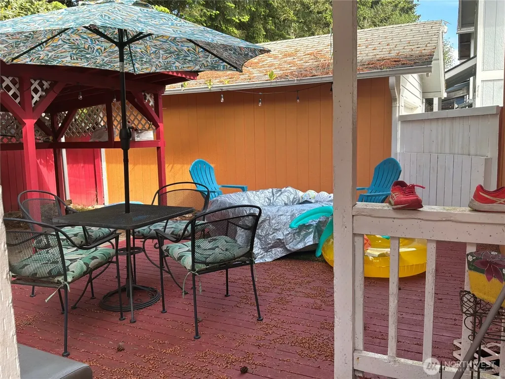 119 NW Lopez Lane Bremerton WA 98311