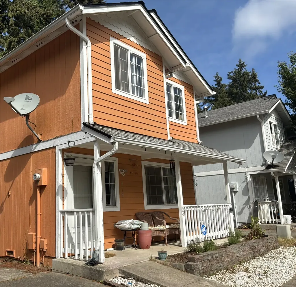 119 NW Lopez Lane Bremerton WA 98311