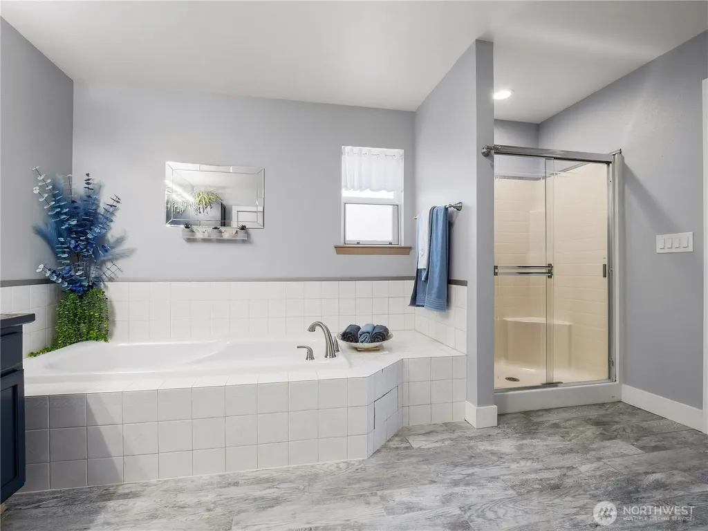 4029 Crystal Ridge Drive SE Puyallup WA 98372