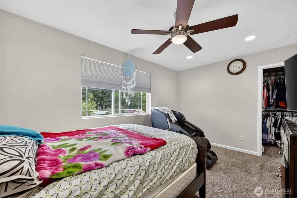 5007 NE 6th Street Renton WA 98059