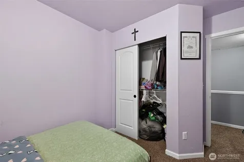 5007 NE 6th Street Renton WA 98059
