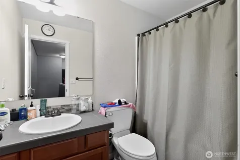 5007 NE 6th Street Renton WA 98059