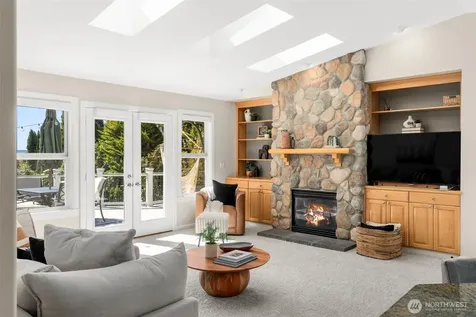 1907 2nd Street Kirkland WA 98033