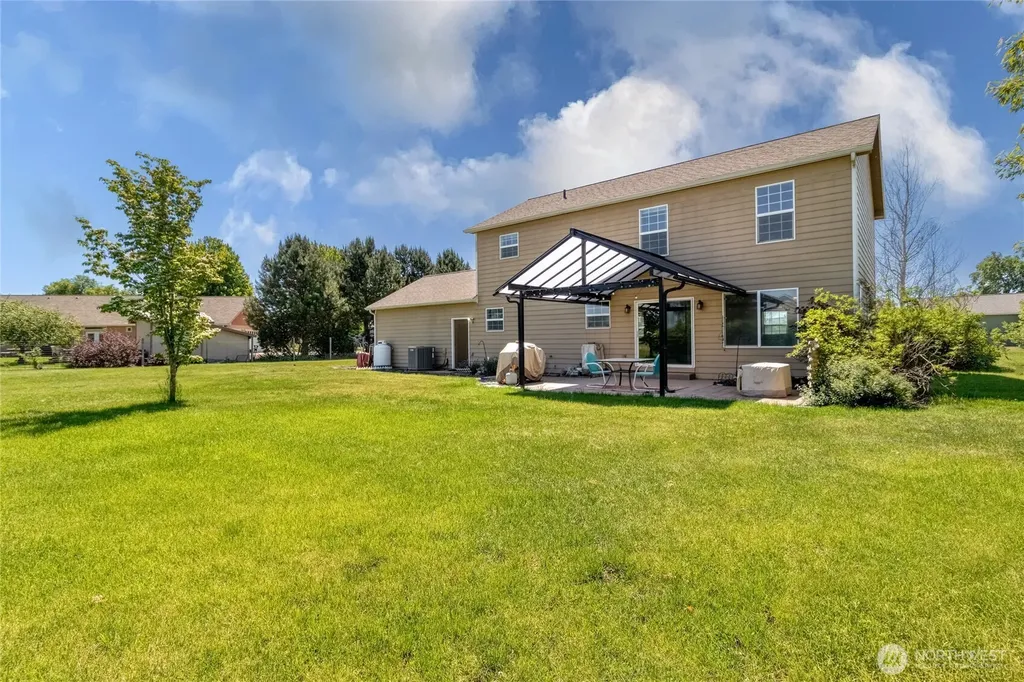 49 Sierra Lane Touchet WA 99360
