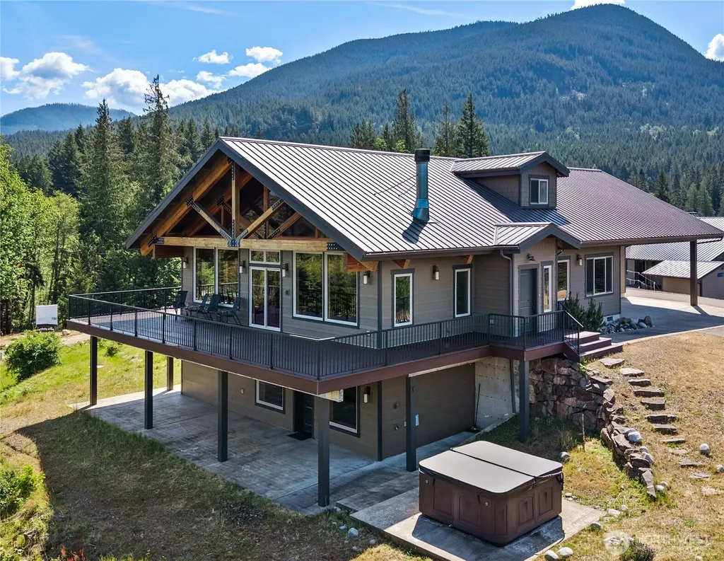 156 Burl Lane Packwood WA 98361