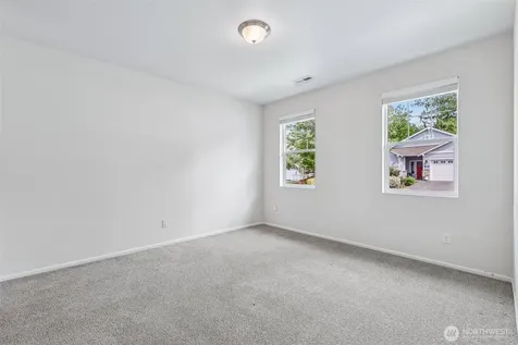 353 S 48th Place Mount Vernon WA 98274