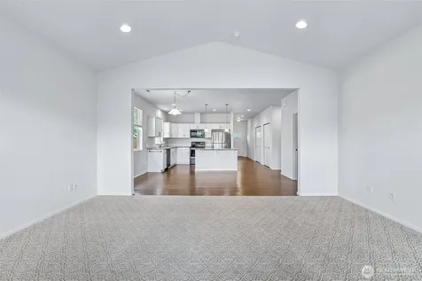 353 S 48th Place Mount Vernon WA 98274