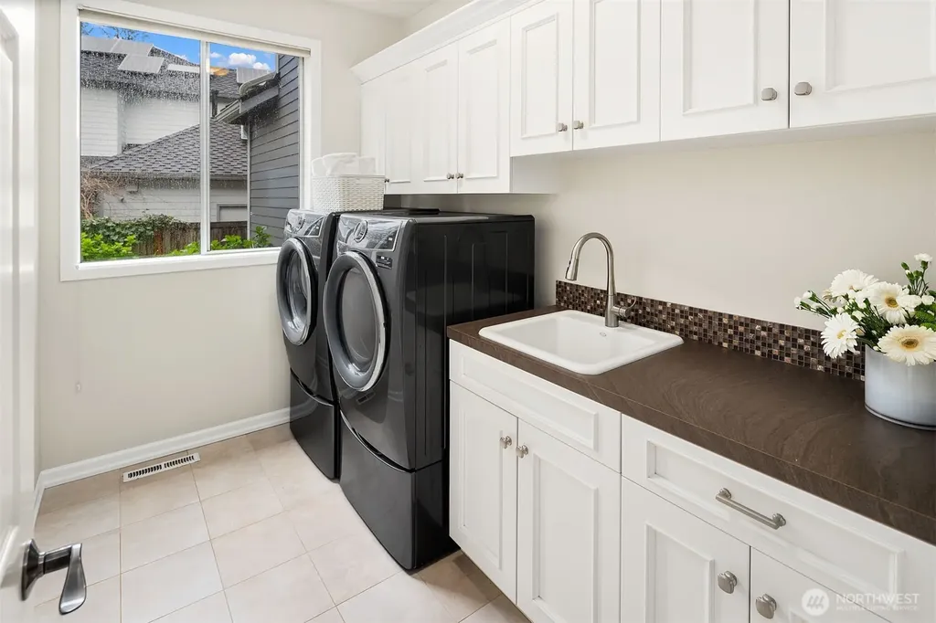 4519 191st Place NE Sammamish WA 98074