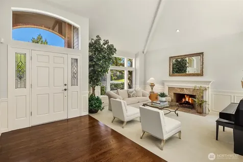 4519 191st Place NE Sammamish WA 98074