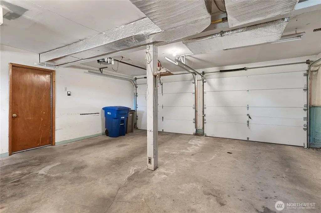 4907 181st Place SW Lynnwood WA 98037