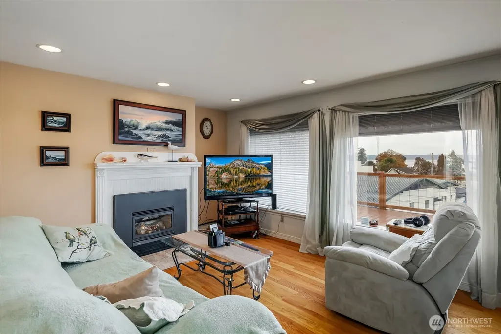 243 Henning Drive Camano Island WA 98282
