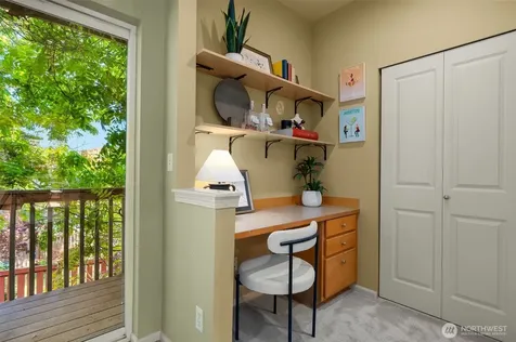 6022 29th Avenue SW Seattle WA 98126