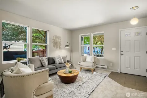 6022 29th Avenue SW Seattle WA 98126