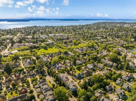 6022 29th Avenue SW Seattle WA 98126