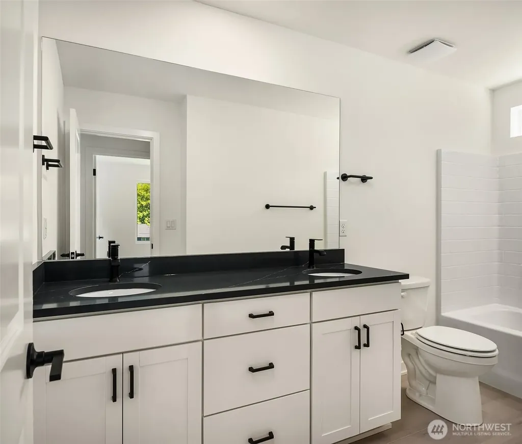 23491 Marinwood Circle NE Kingston WA 98346