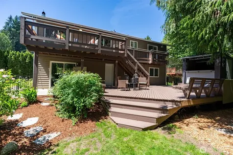 20042 12th Avenue NE Shoreline WA 98155
