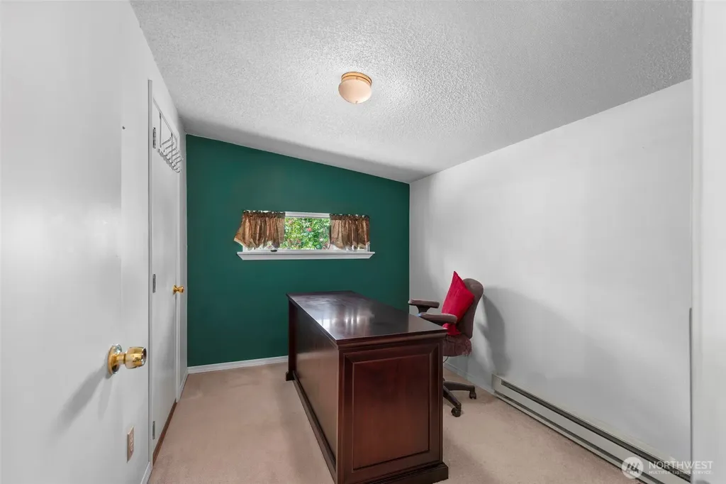91 E Jack Pine Lane Union WA 98592