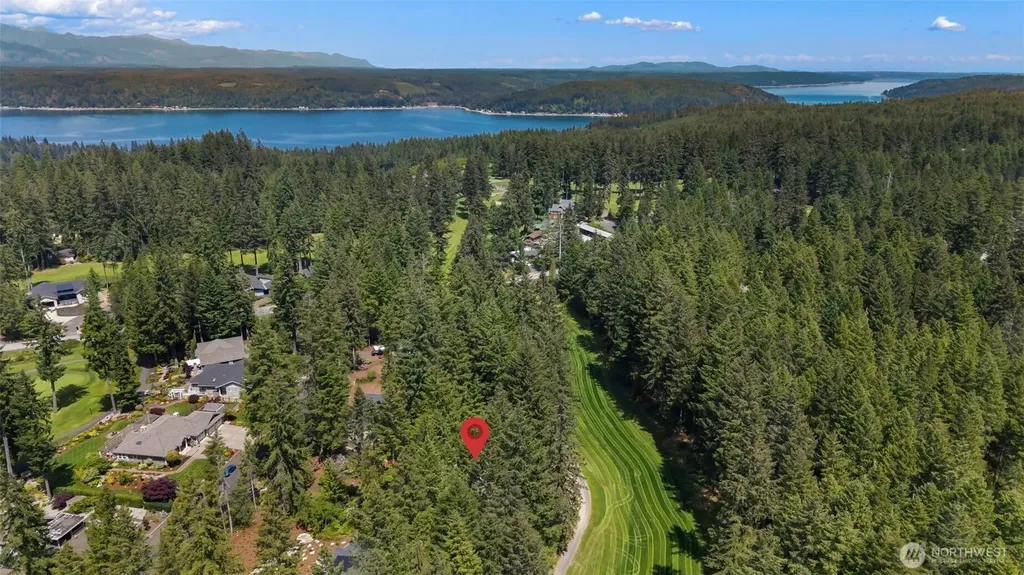 91 E Jack Pine Lane Union WA 98592