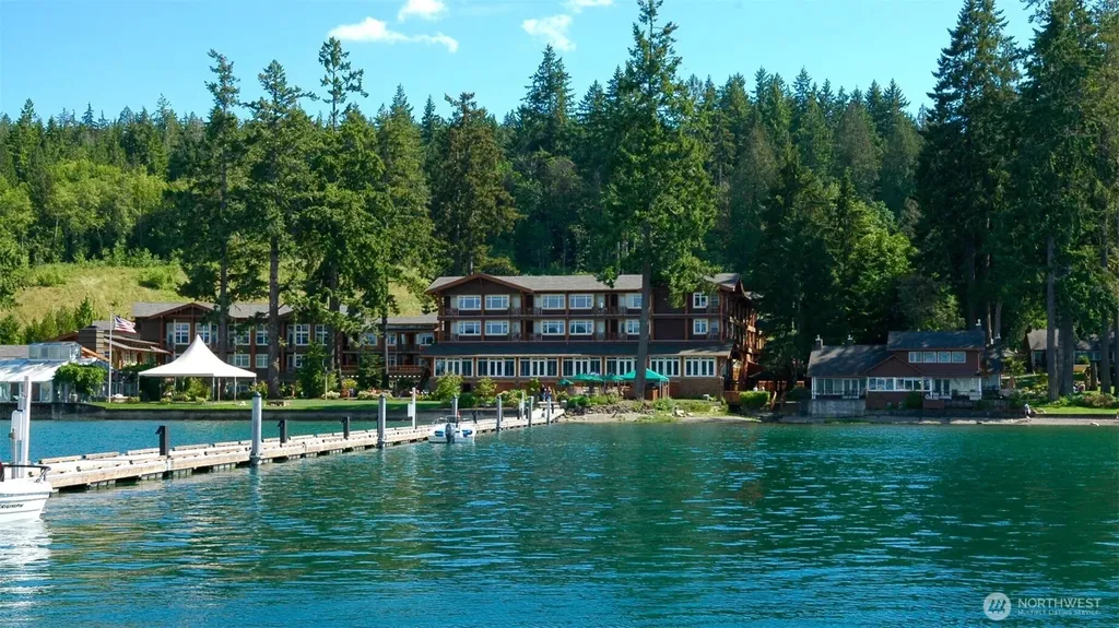 91 E Jack Pine Lane Union WA 98592
