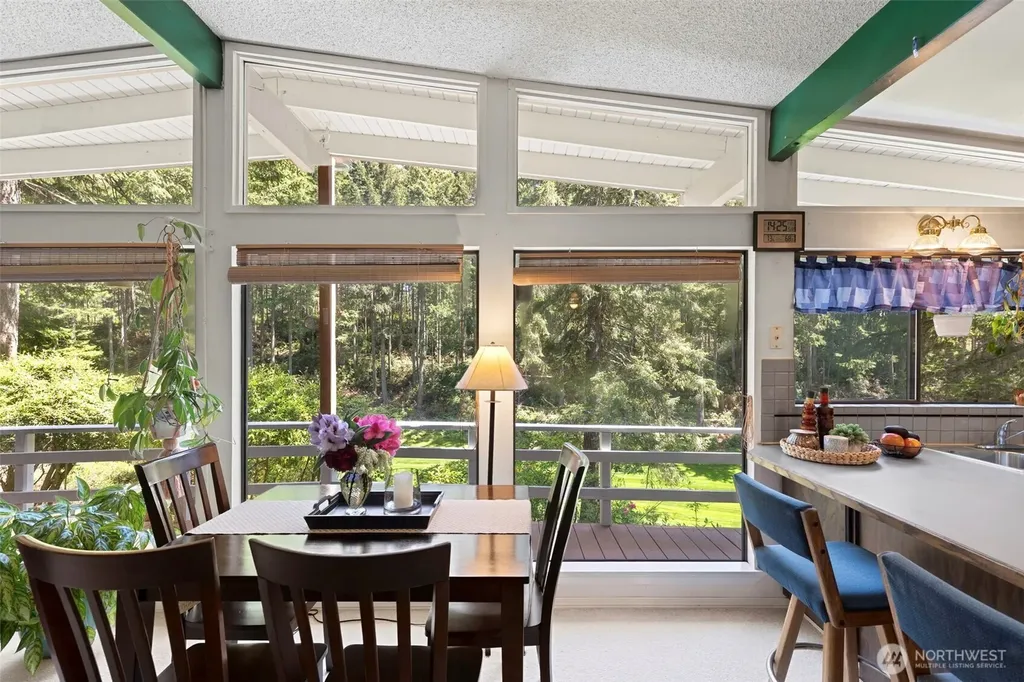 91 E Jack Pine Lane Union WA 98592