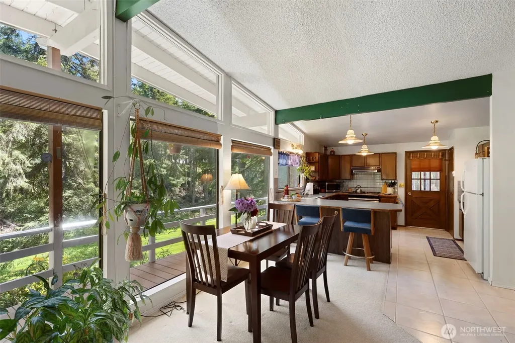 91 E Jack Pine Lane Union WA 98592