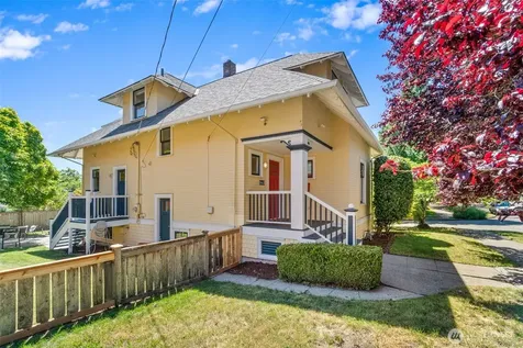 943 NW 60th Street Seattle WA 98107